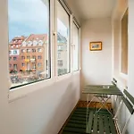 Sienny Market 2-bedroom Old Town Parking By Stayly Lägenhet *
