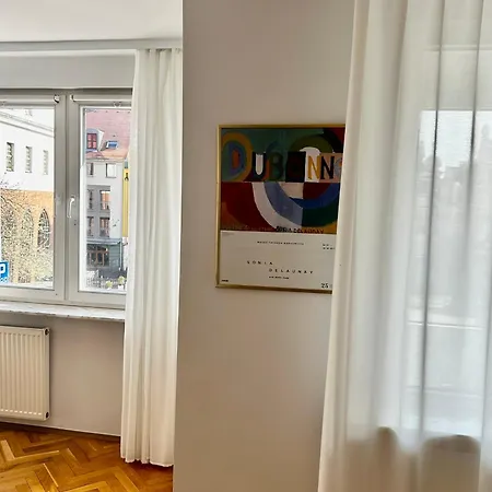 Sienny Market 2-bedroom Old Town Parking By Stayly *