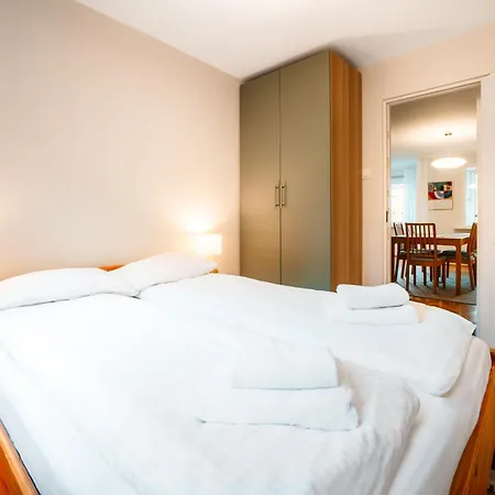 Sienny Market 2-bedroom Old Town Parking By Stayly